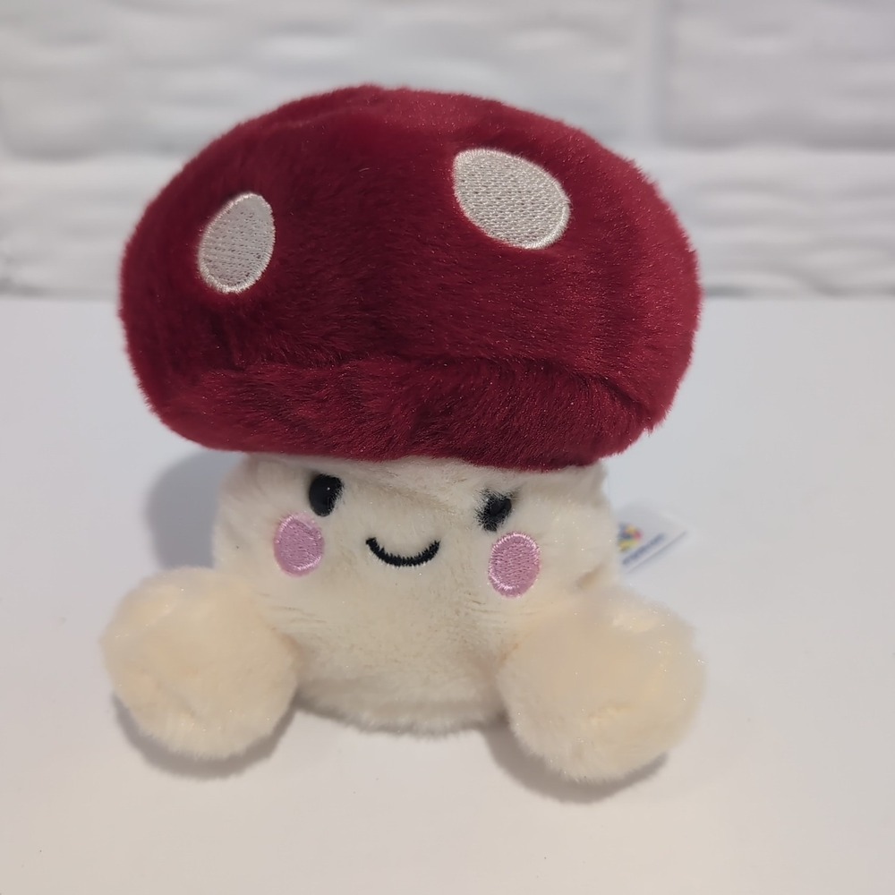 Palm Pals Mushroom Plush Aurora World Stuffed Toy Mini Bean Bag Cute Soft Red